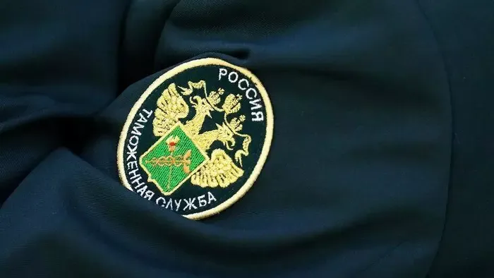 Таможенники выявили мошенническую схему растаможки машин из Киргизии и Армении